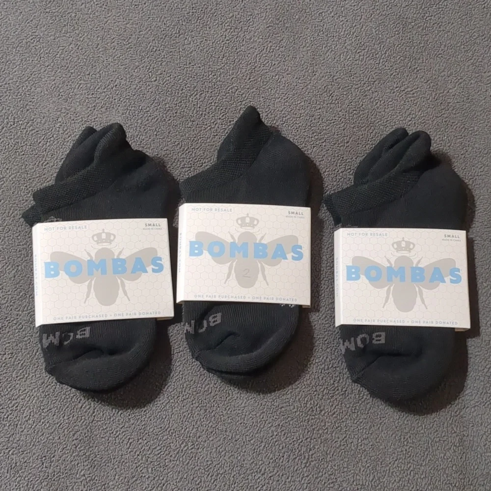 Bombas Black Athletic Running Ankle Lot Of 3 Socks unisex Size Small NWT